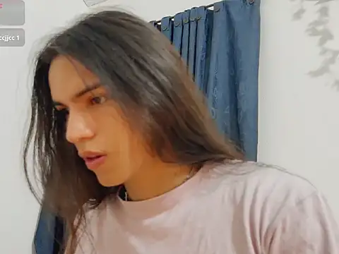 Snapshot of pyke_sm chatting on October 2025 01:17:02 AM pyke sm online show from October 2025 01:17:02 AM