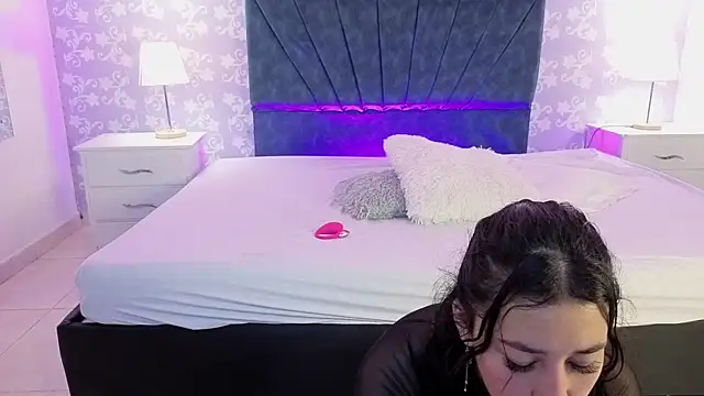 Lisa sweetas online show from April 2026 02:44:01 AM