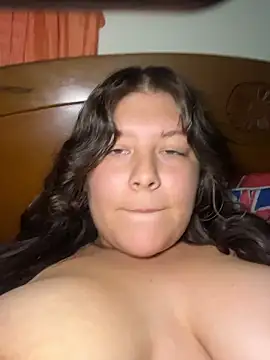 Snapshot of dahianna17 chatting on January 2026 04:50:02 AM dahianna17 online show from January 2026 04:50:02 AM