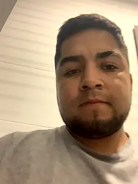 Snapshot of Alexander271 chatting on October 2025 10:08:01 PM Alexander271 online show from October 2025 10:08:01 PM