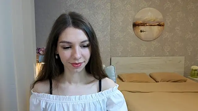 Snapshot of KellyShines chatting on April 2026 01:10:02 PM KellyShines online show from April 2026 01:10:02 PM