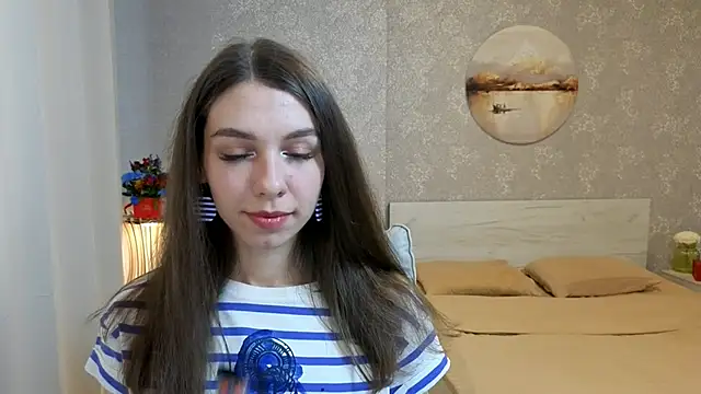 Snapshot of KellyShines chatting on May 2026 03:16:01 PM KellyShines online show from May 2026 03:16:01 PM