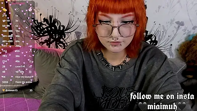 Snapshot of mia__yui chatting on October 2025 11:01:02 PM mia yui online show from October 2025 11:01:02 PM