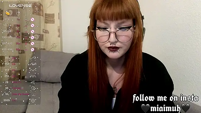 Snapshot of mia__yui chatting on October 2025 03:55:02 PM mia yui online show from October 2025 03:55:02 PM