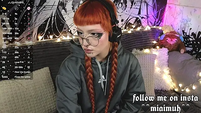 mia  yui online show from February 2026 09:22:02 PM