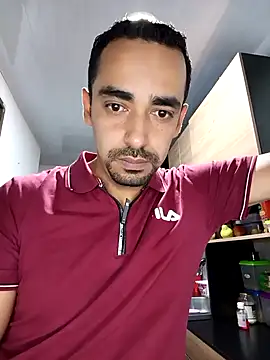 Snapshot of stivenlujan69 chatting on October 2025 01:48:02 AM stivenlujan69 online show from October 2025 01:48:02 AM