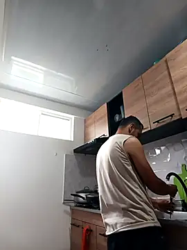 stivenlujan69 online show from February 2026 07:09:02 PM