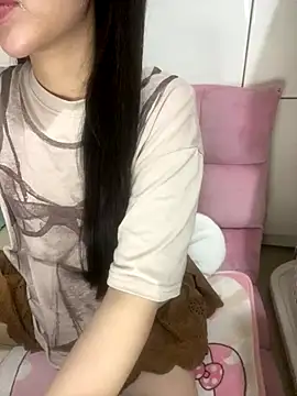 Snapshot of RubyBerry chatting on September 2025 04:12:01 AM RubyBerry online show from September 2025 04:12:01 AM