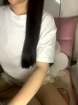 Snapshot of RubyBerry chatting on September 2025 04:32:01 PM RubyBerry online show from September 2025 04:32:01 PM