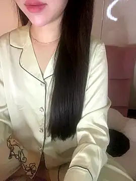 RubyBerry online show from November 2025 05:40:02 AM