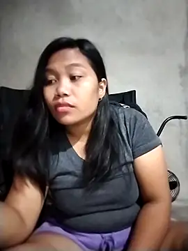 Snapshot of Veeluna16 chatting on September 2025 12:01:02 AM Veeluna16 online show from September 2025 12:01:02 AM