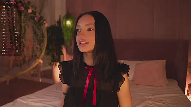 AdoraCortes online show from November 2025 05:07:01 AM