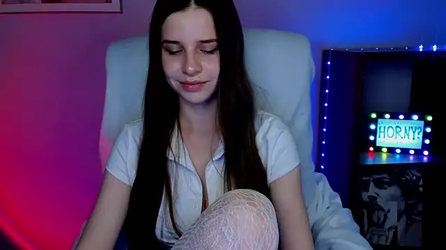 LuxMaya online show from March 2026 08:08:01 AM