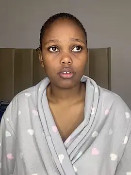 Abby 108 online show from November 2025 10:21:01 PM