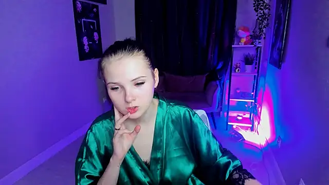 Leila xxBaby online show from October 2025 12:46:02 PM