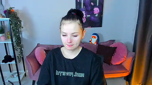 Leila xxBaby online show from November 2025 11:54:01 AM