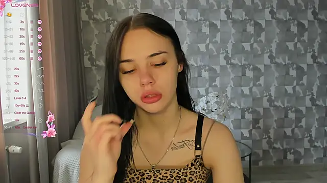 Snapshot of Kseni_a chatting on April 2026 06:52:01 AM Kseni a online show from April 2026 06:52:01 AM