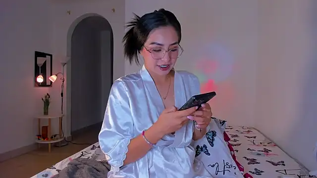 latingabby online show from September 2025 08:42:01 PM