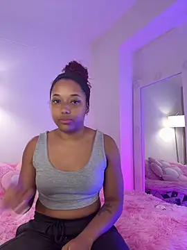 Snapshot of _Zahara_ chatting on January 2026 11:08:01 PM Zahara online show from January 2026 11:08:01 PM