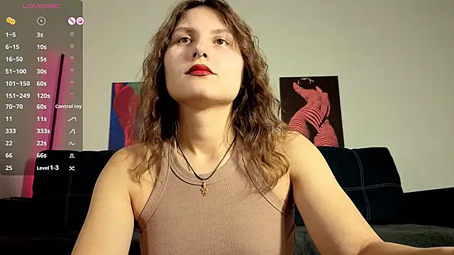 TrixiBell online show from October 2025 04:09:02 AM