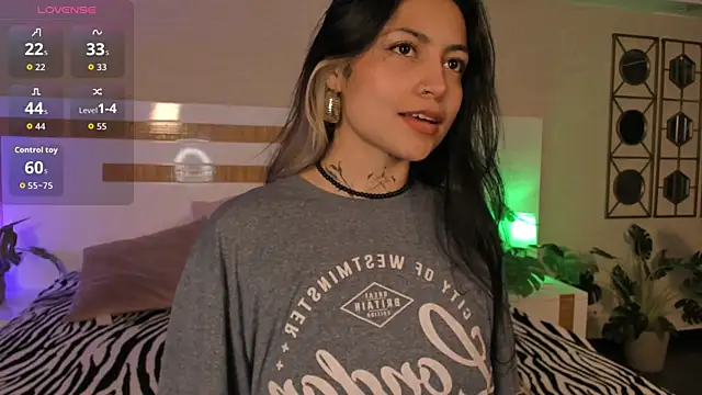 Snapshot of anne_dh chatting on September 2025 07:25:02 AM anne dh online show from September 2025 07:25:02 AM