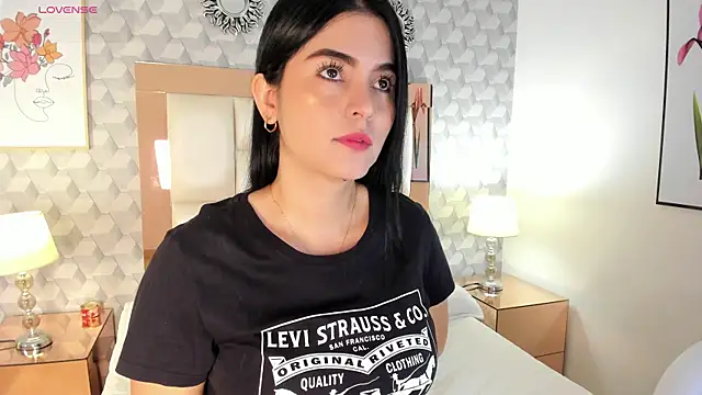 Sasha  sims   online show from September 2025 11:53:02 AM