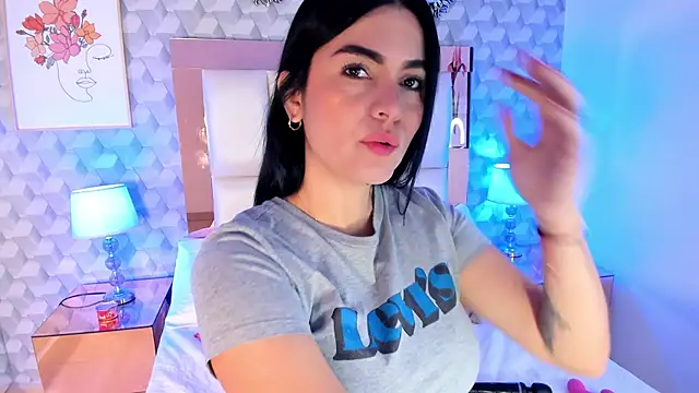 Sasha  sims   online show from November 2025 11:43:02 AM