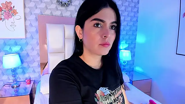 Sasha  sims   online show from November 2025 11:32:02 AM