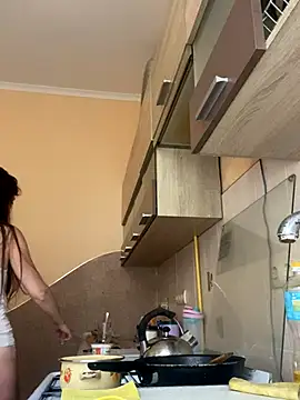 Snapshot of Cute_Erika chatting on October 2025 11:31:02 AM Cute Erika online show from October 2025 11:31:02 AM