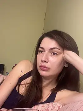 Snapshot of Cute_Erika chatting on November 2025 11:21:02 AM Cute Erika online show from November 2025 11:21:02 AM