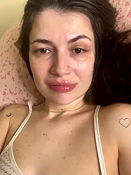 Snapshot of Cute_Erika chatting on November 2025 10:49:02 AM Cute Erika online show from November 2025 10:49:02 AM