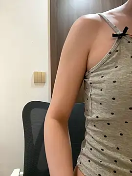 EnEn xiaobao online show from May 2026 02:26:01 PM