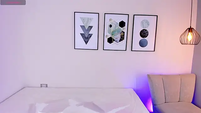 Snapshot of Tina_curly chatting on November 2025 11:43:02 AM Tina curly online show from November 2025 11:43:02 AM