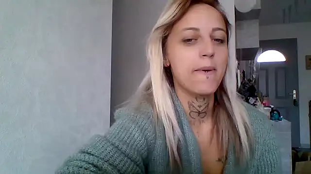 chaudasse sex7 online show from September 2025 07:52:02 AM