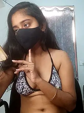 shrutee12 online show from November 2025 09:26:02 AM