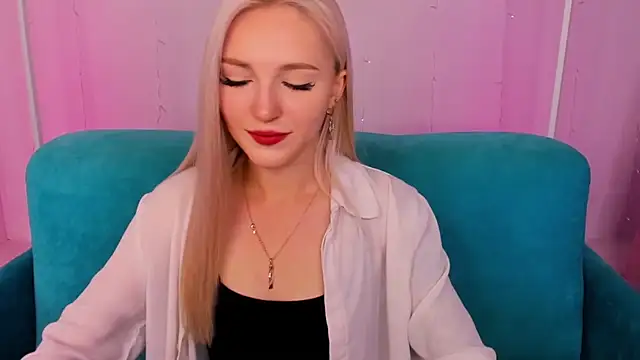 LisaFoxyMe online show from September 2025 01:06:01 AM