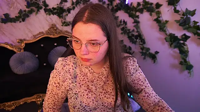 Snapshot of SophieDreamss chatting on October 2025 02:41:01 PM SophieDreamss online show from October 2025 02:41:01 PM