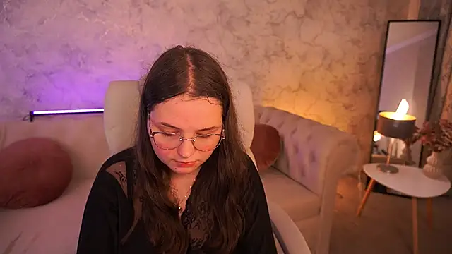 Snapshot of SophieDreamss chatting on October 2025 10:06:02 PM SophieDreamss online show from October 2025 10:06:02 PM