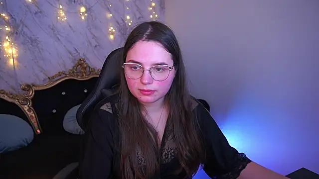 Snapshot of SophieDreamss chatting on February 2026 10:04:02 PM SophieDreamss online show from February 2026 10:04:02 PM