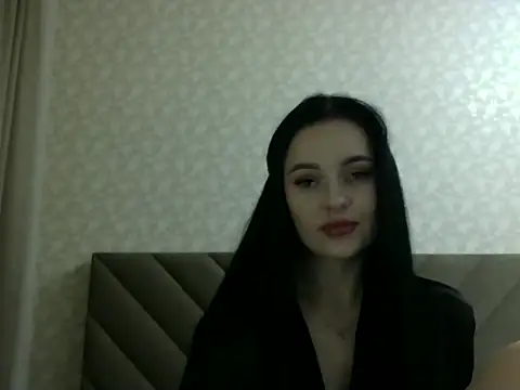 Lulii24 online show from October 2025 01:42:02 AM