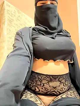  Laiali  online show from November 2025 12:16:02 PM