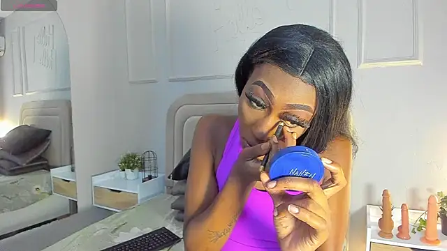 Anamonrroe online show from February 2026 07:53:01 PM