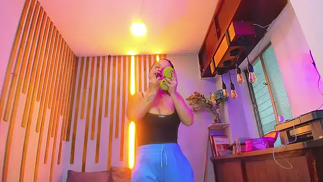 Jennifer Vega1 online show from November 2025 09:50:02 AM