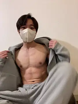 Yuma0718 online show from February 2026 12:44:02 PM