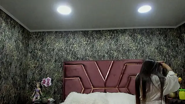 Karina Andrade online show from March 2026 07:31:01 PM