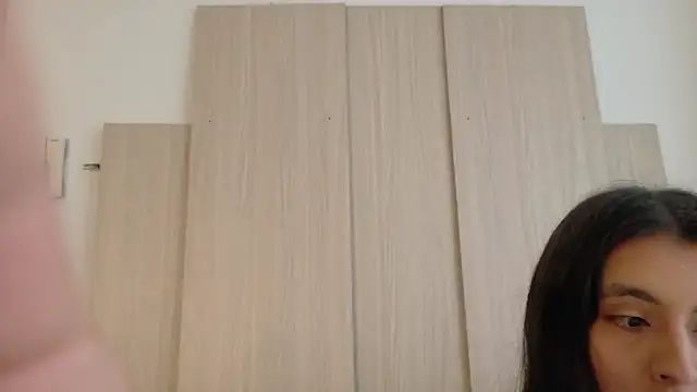 AliishaPss online show from June 2026 05:18:01 PM