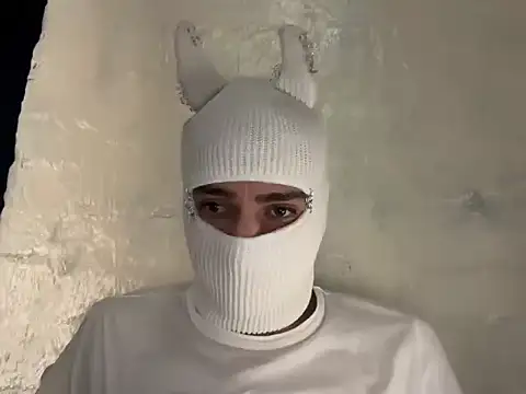 hunterpervhot online show from March 2026 04:46:02 PM