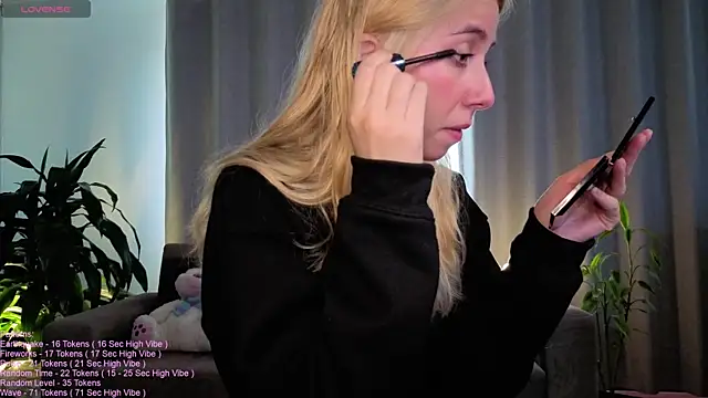 Snapshot of _LittleSammy chatting on May 2026 05:29:02 PM LittleSammy online show from May 2026 05:29:02 PM