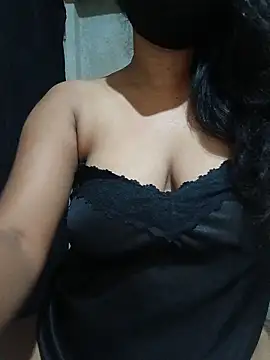 DiyaRoy49 online show from May 2026 07:43:02 PM