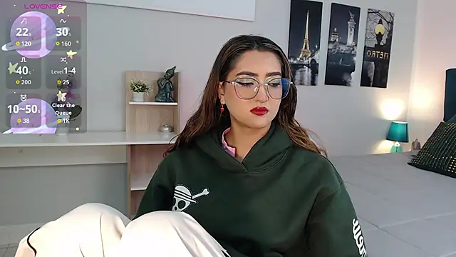 Snapshot of madame_lottie chatting on October 2025 12:34:02 PM madame lottie online show from October 2025 12:34:02 PM